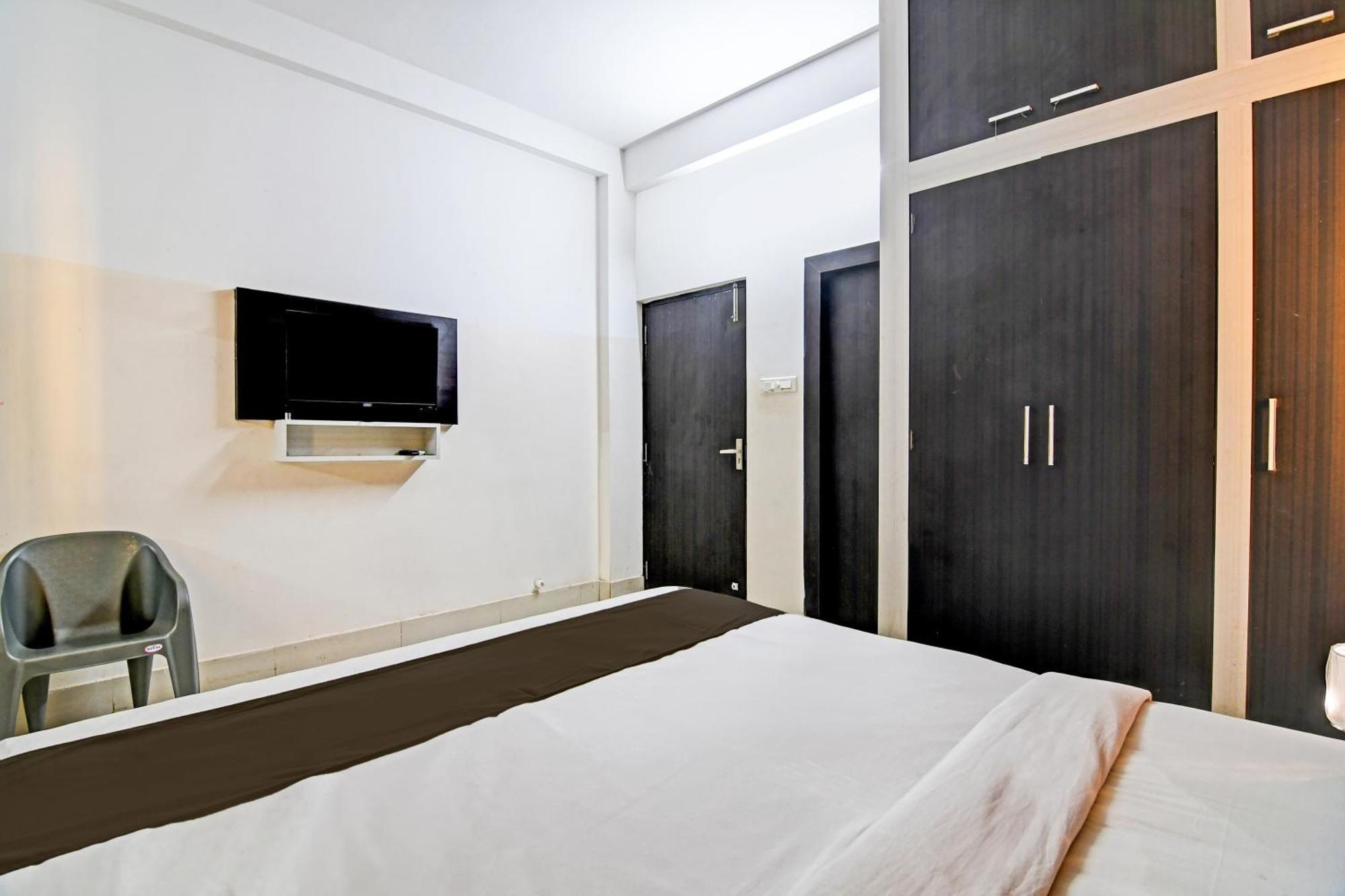 Hotel O Home Bm-X Khandagiri Exteriör bild